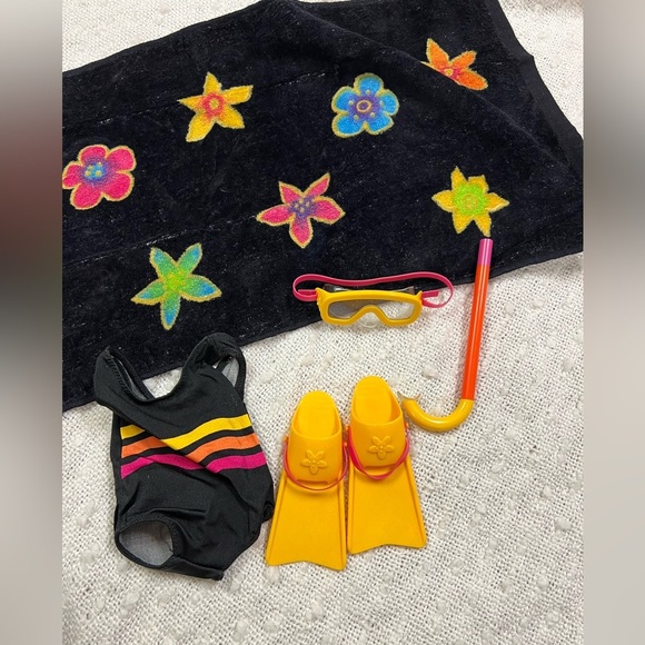 American Girl Swim Set-Complete Retired Set - Picture 1 of 4